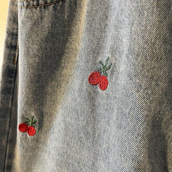 Romwe Jeans Women Embroidery Tomatoes Cherry Farmers Market Veggie Fruit L Cute - Picture 4 of 6